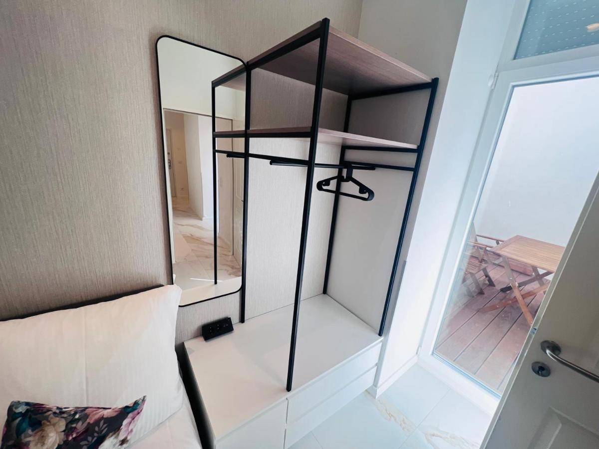 Zeus Design Apartment Schlosspark Schoenbrunn Vienna Exterior photo